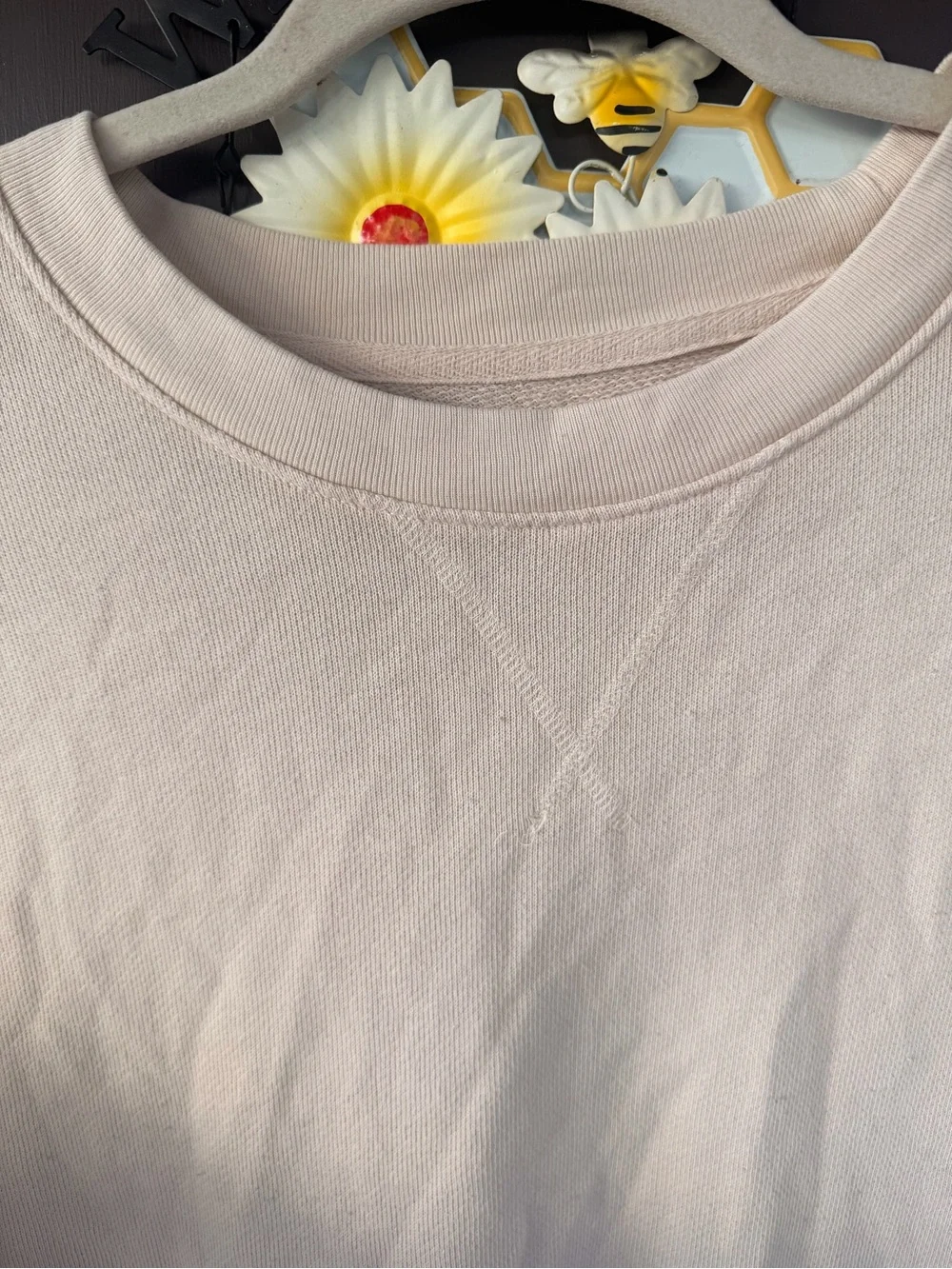 Time and Tru Cream Crewneck Sweatshirt